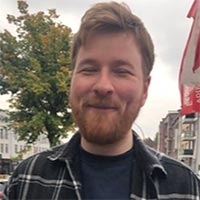 <p>Bühnenprogramm kuratiert von <a title="Dom Schott" href="https://pretalx.com/gamescom-jobs-career-2026/speaker/WZEDTB/" target="_blank">Dom Schott</a></p>